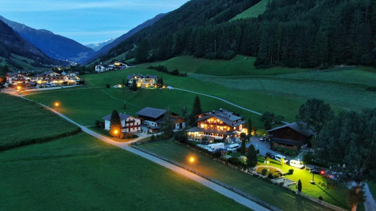 Oberjahrl Hotell Ahrntal Exteriör bild